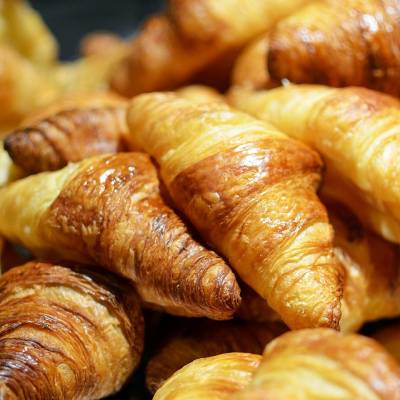 CROISSANTS